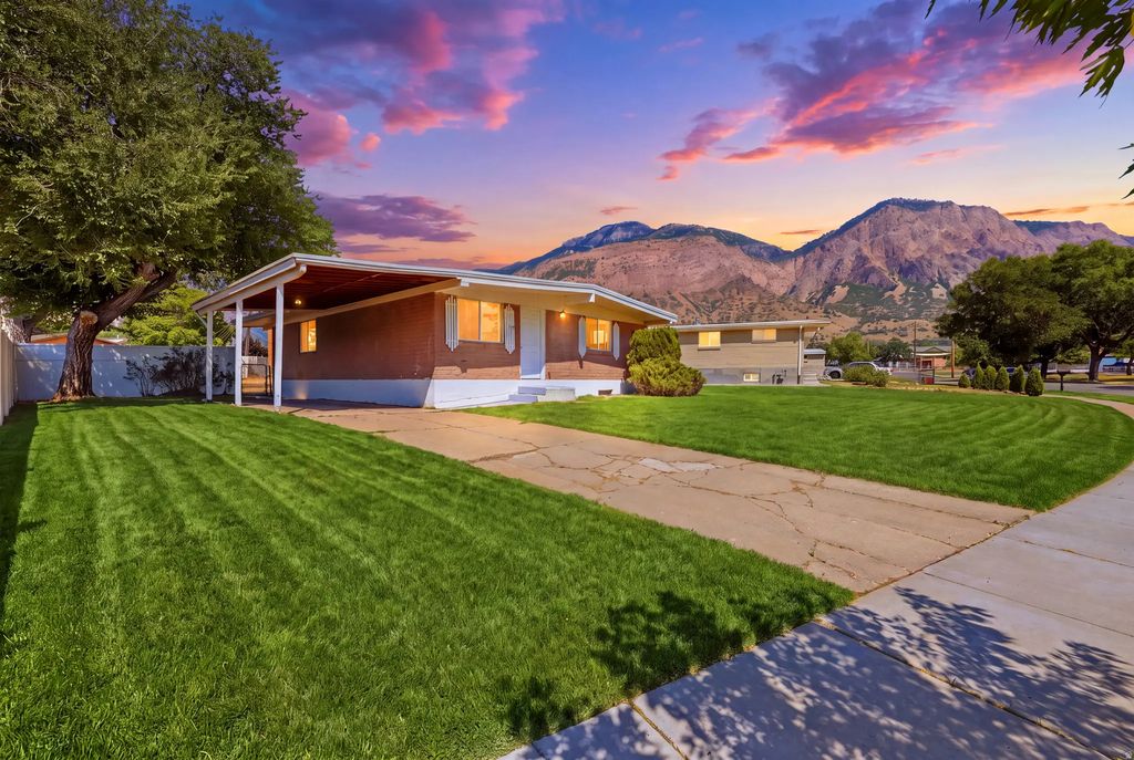 718 E 800 N, Ogden