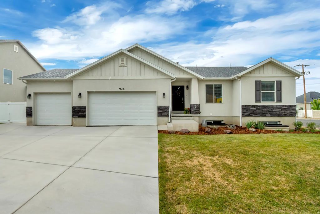 946 S 650 W, Farmington