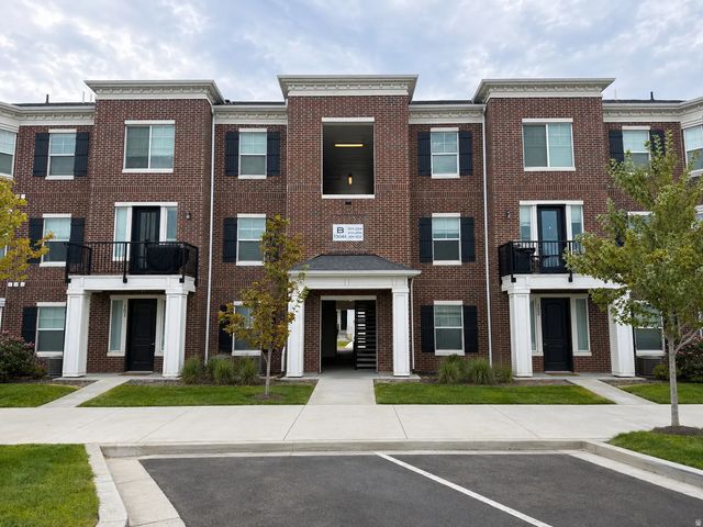 13061 S Cannavale Dr B301, Herriman