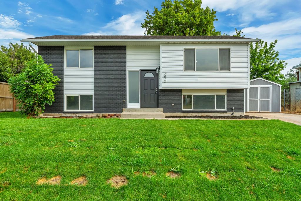 2492 W Starling Cir, West Valley City