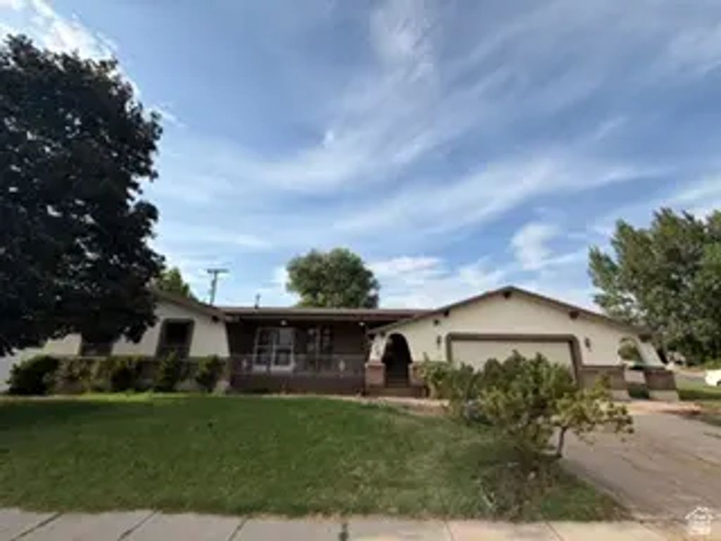 1386 S 1250 E, Clearfield