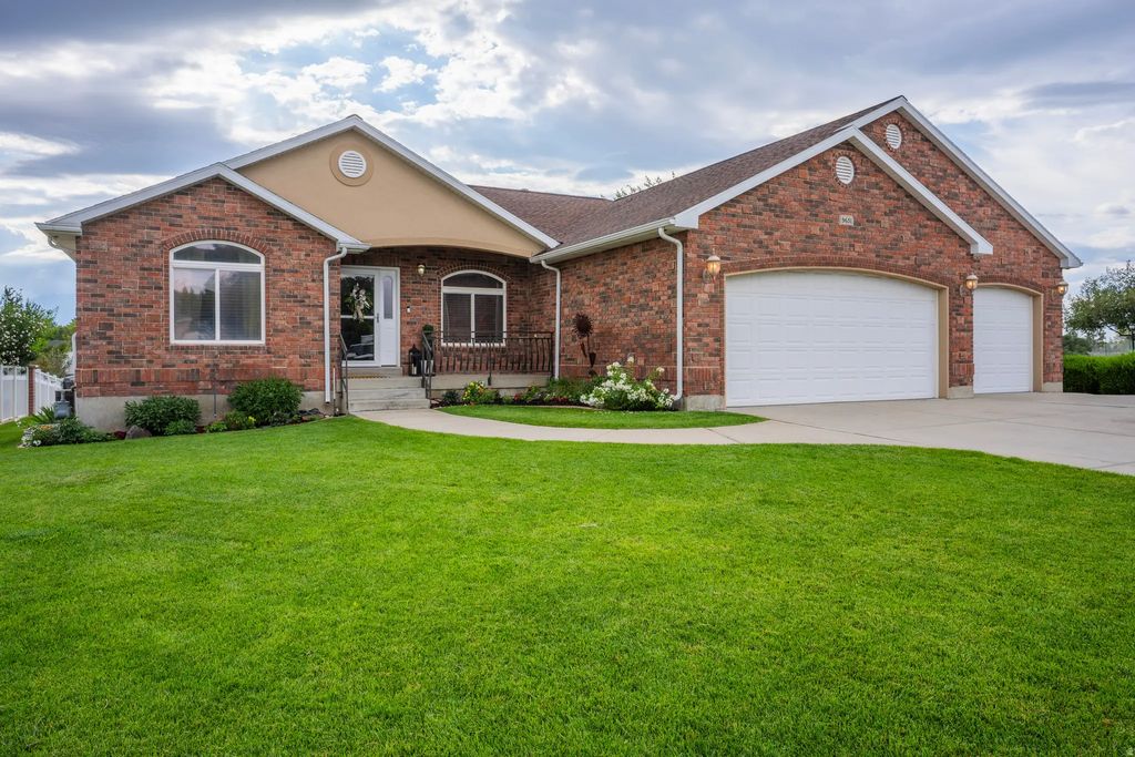 9651 S Wood Vista Cir, South Jordan