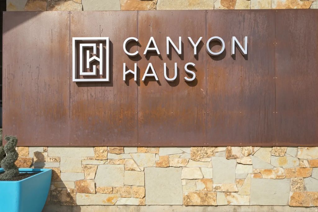 2670 W Canyons Resort Dr 322, Park City