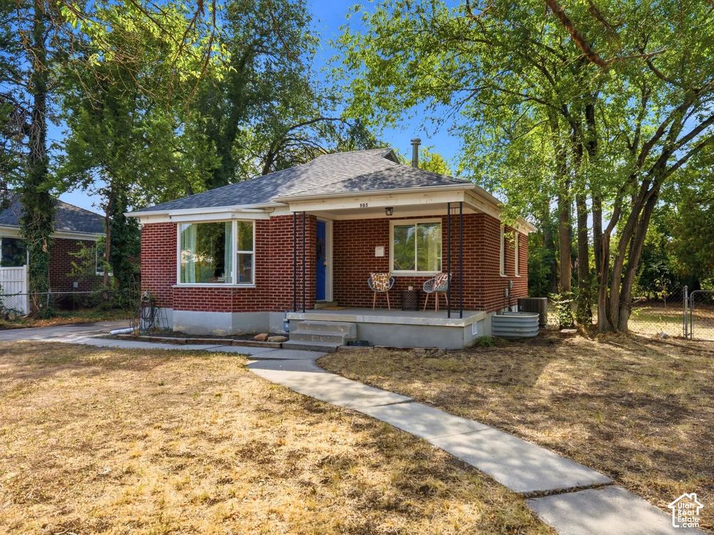 985 N American Beauty Dr, Salt Lake City