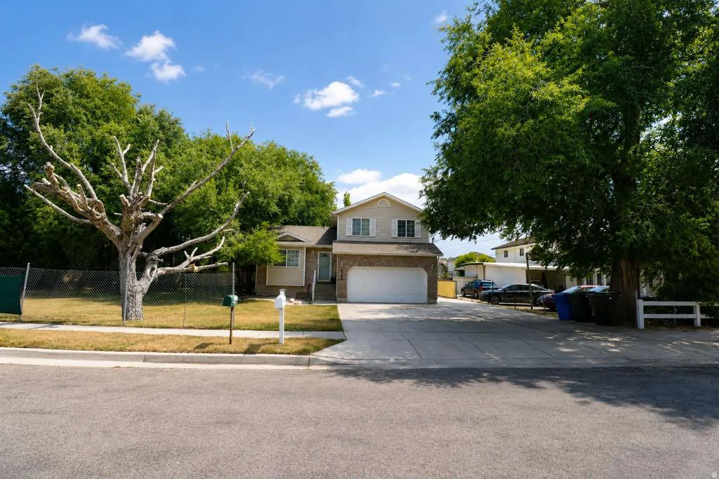5184 S 1150 W, Riverdale