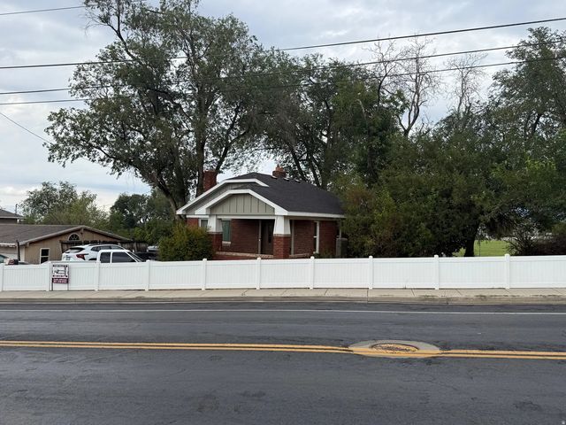 155 E Center, North Salt Lake