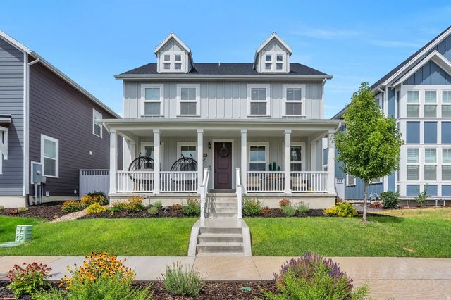 11682 S Silver Pond Dr, South Jordan