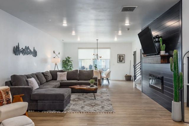 1397 Gambel Oak Way 30, Park City