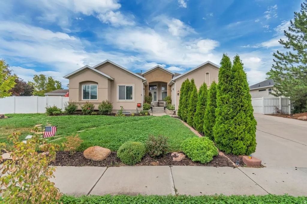 5326 W Mountain Vista Dr, West Jordan