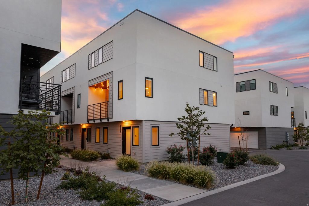 1590 S 900 W 1101, Salt Lake City