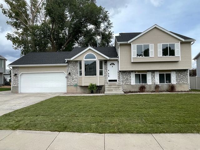 3296 W 8475 S, West Jordan