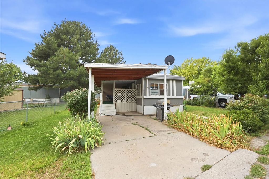 1150 N 200 W 19, Lehi