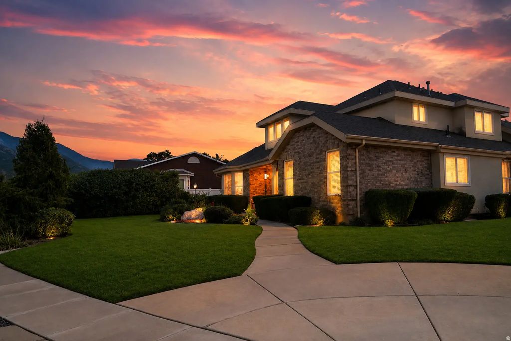 961 E 5700 S, South Ogden