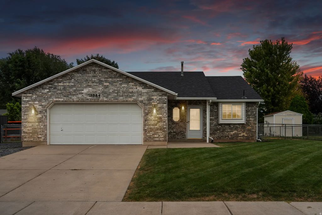 5084 S 3500 W, Roy