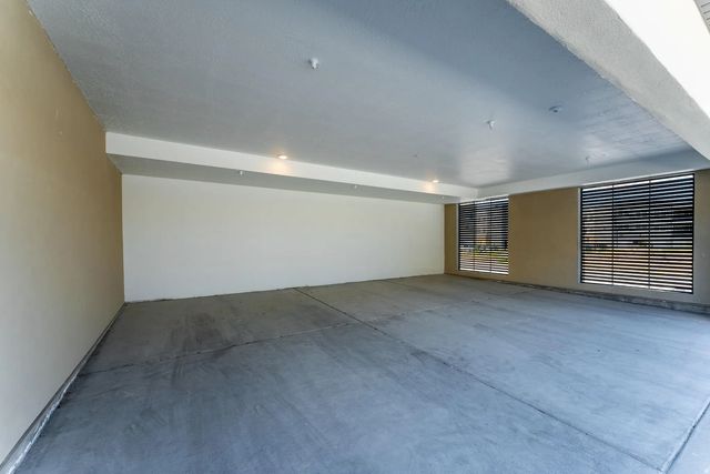 8333 S Iris Lumi Ln W Q303, Midvale