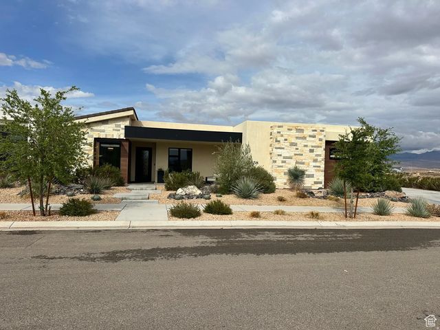 5658 S Ruby Dr, St. George