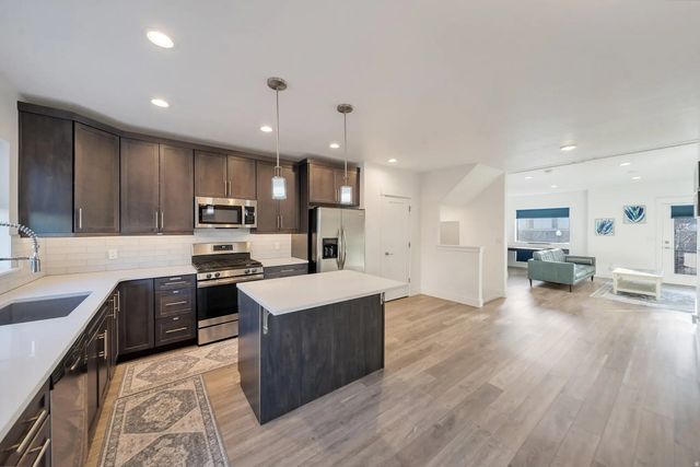 4239 S Birkhill Blvd W, Murray