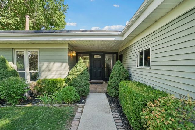 2451 E Murray Holladay Rd S, Holladay