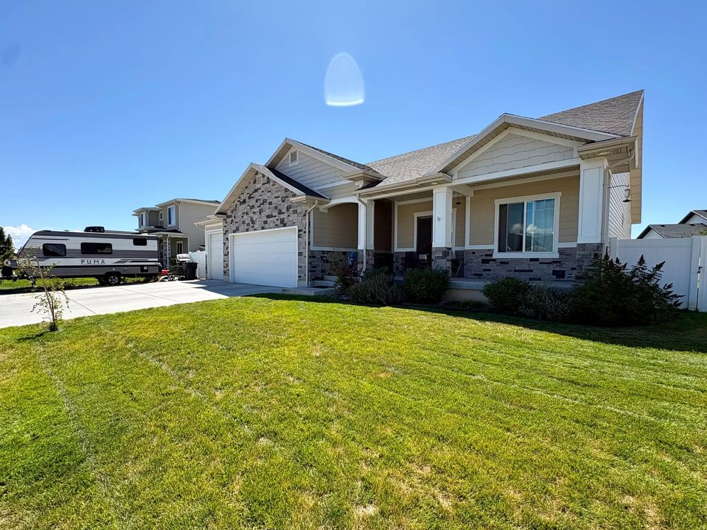 3105 N 3325 W, Plain City