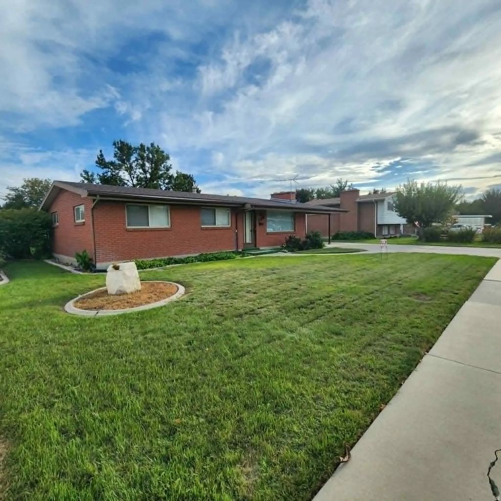 228 E 1864 S, Orem
