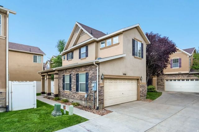 5058 W London Bay Dr, Riverton