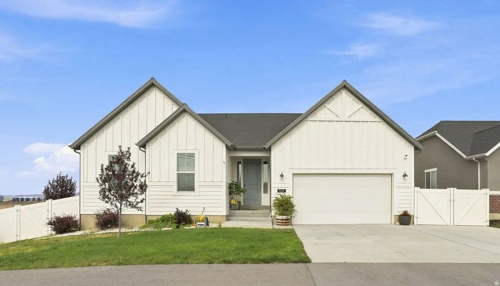 6017 N Sheps Rd, Eagle Mountain