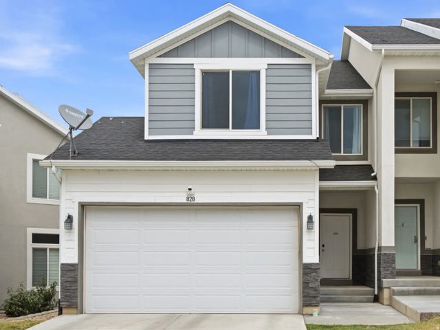 828 N Glen Eagles Ct W, Tooele