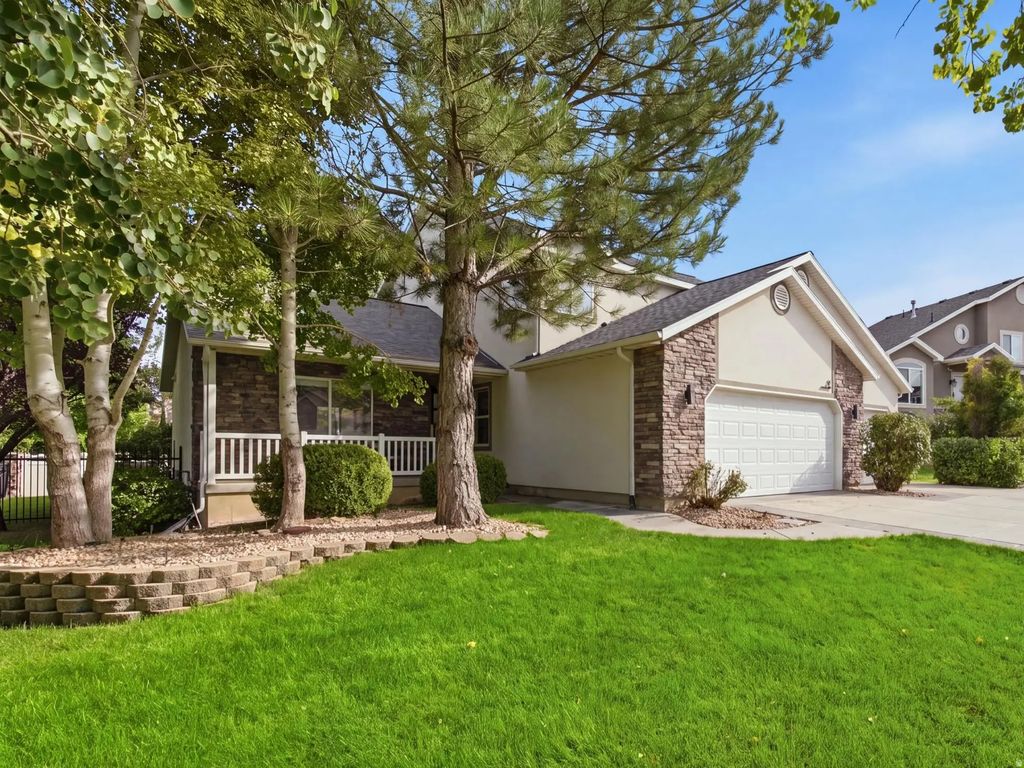 91 E Horseshoe Rd, Saratoga Springs