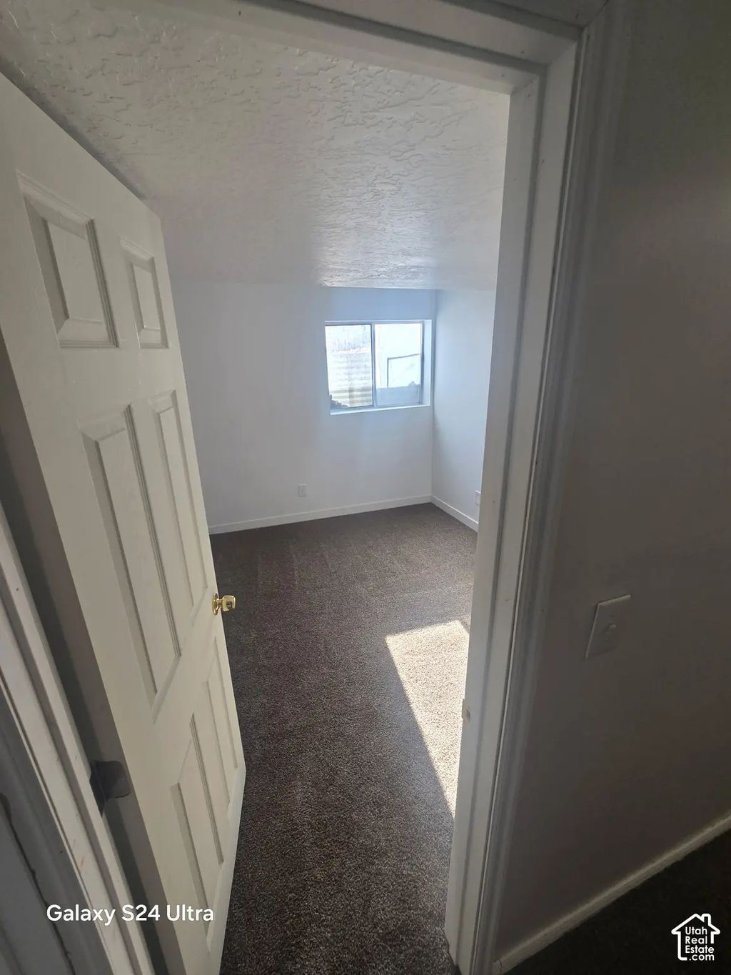 4627 S Solano Cir W, West Valley City