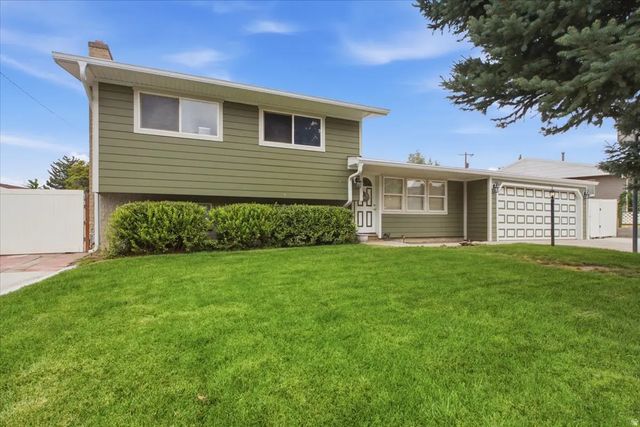 4631 S Carnegie Tech St W, West Valley City