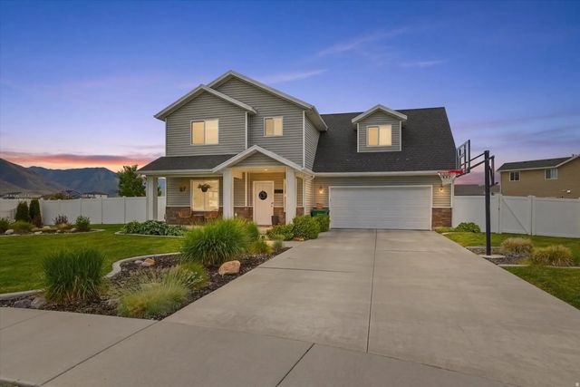 1304 W 3260 S, Nibley