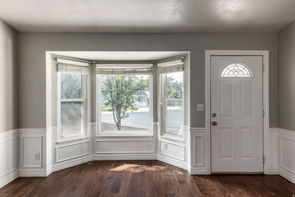 3438 W Charlesworth Cir, West Jordan