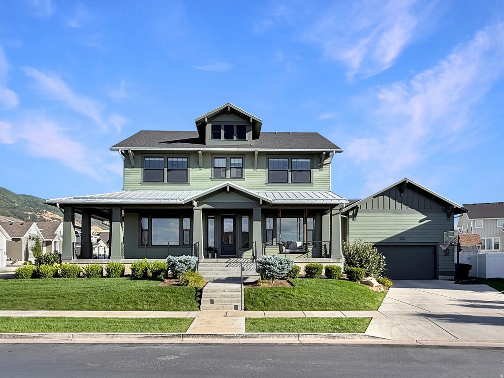 547 W Peak View Ln, Farmington