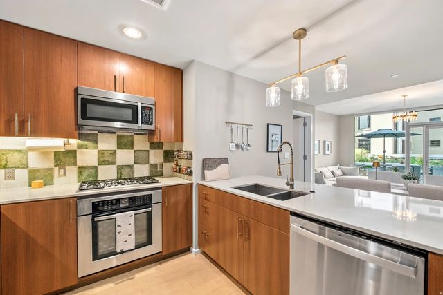 35 E 100 St S 408, Salt Lake City
