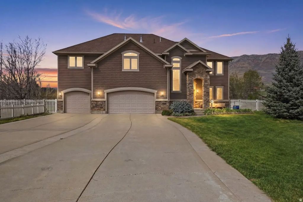5462 E 2575 N, Eden