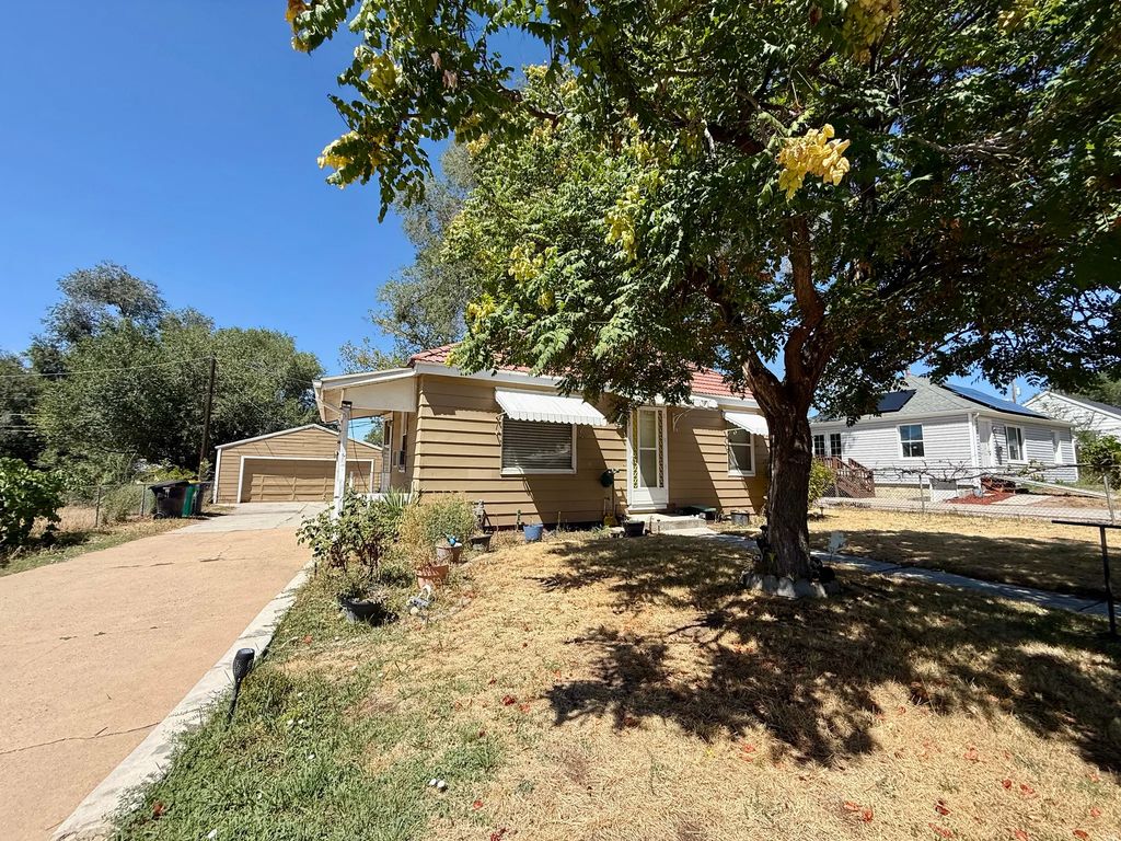 42 S 450 E, Clearfield