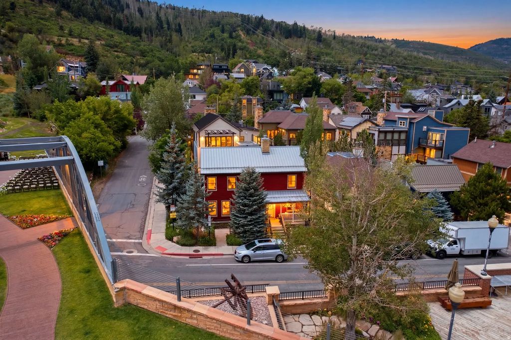 801 Park Ave, Park City
