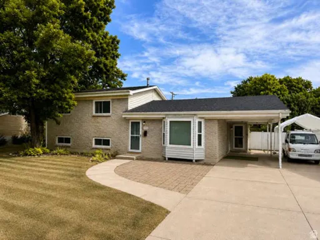 1096 E 5190 S, Murray