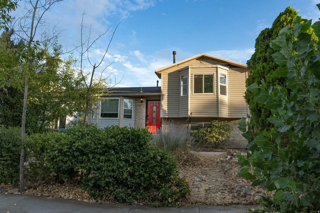 4917 W Shooting Star Ave S, West Jordan