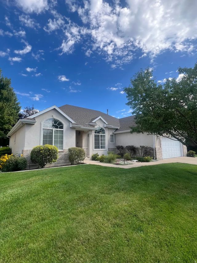 1128 W On The Green Way N 33, Farmington