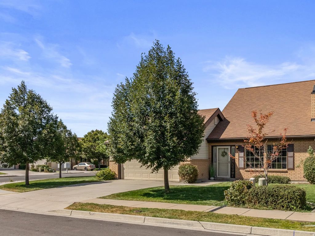 1146 N 700 W, Centerville
