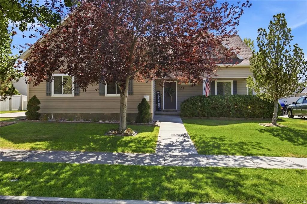 303 Durocher Ln, Tooele