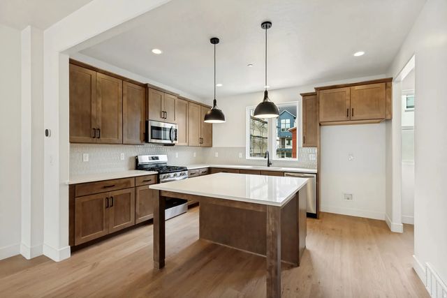 5302 W Center Field Dr S 139, South Jordan