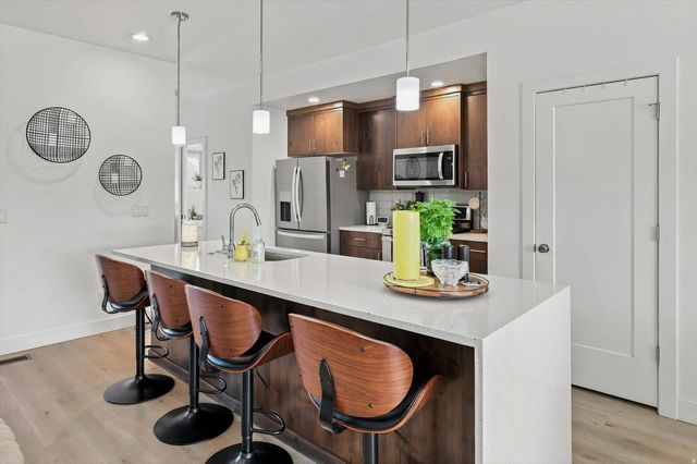 467 W 2200 N, Layton