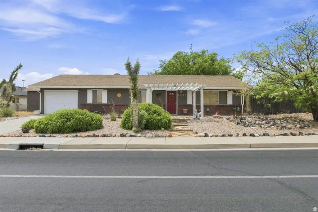 2597 Canyon View Dr, Santa Clara