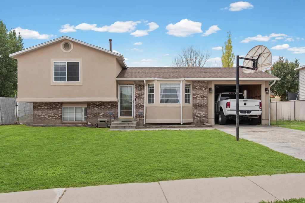 7705 W Consiline Ave, Magna