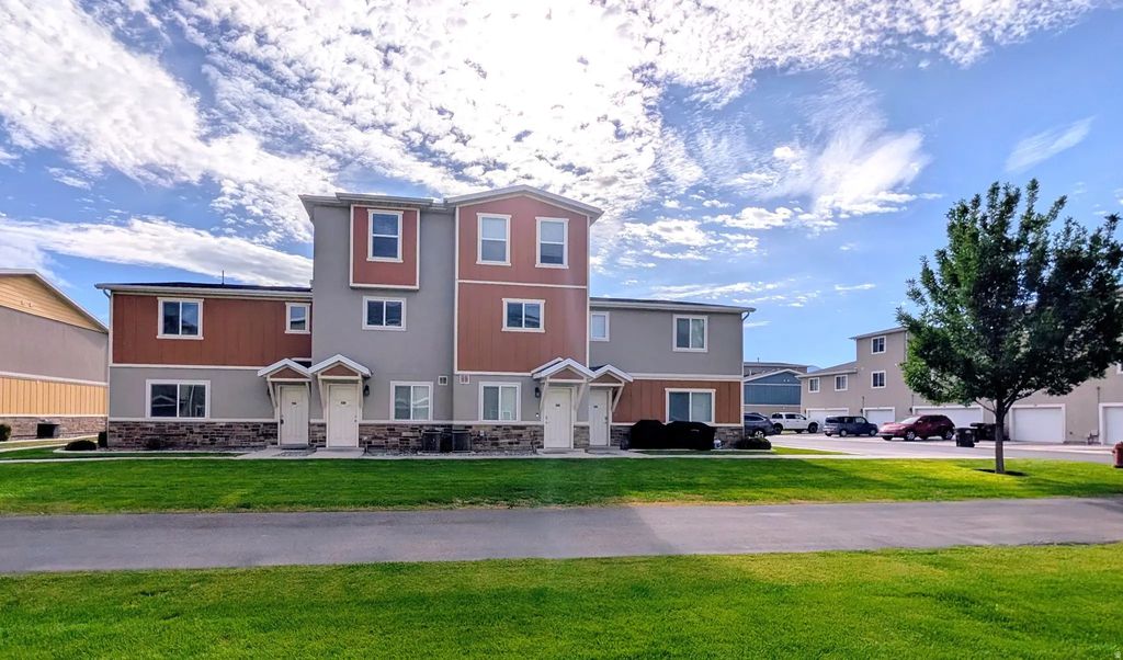 643 N 160 E, Vineyard