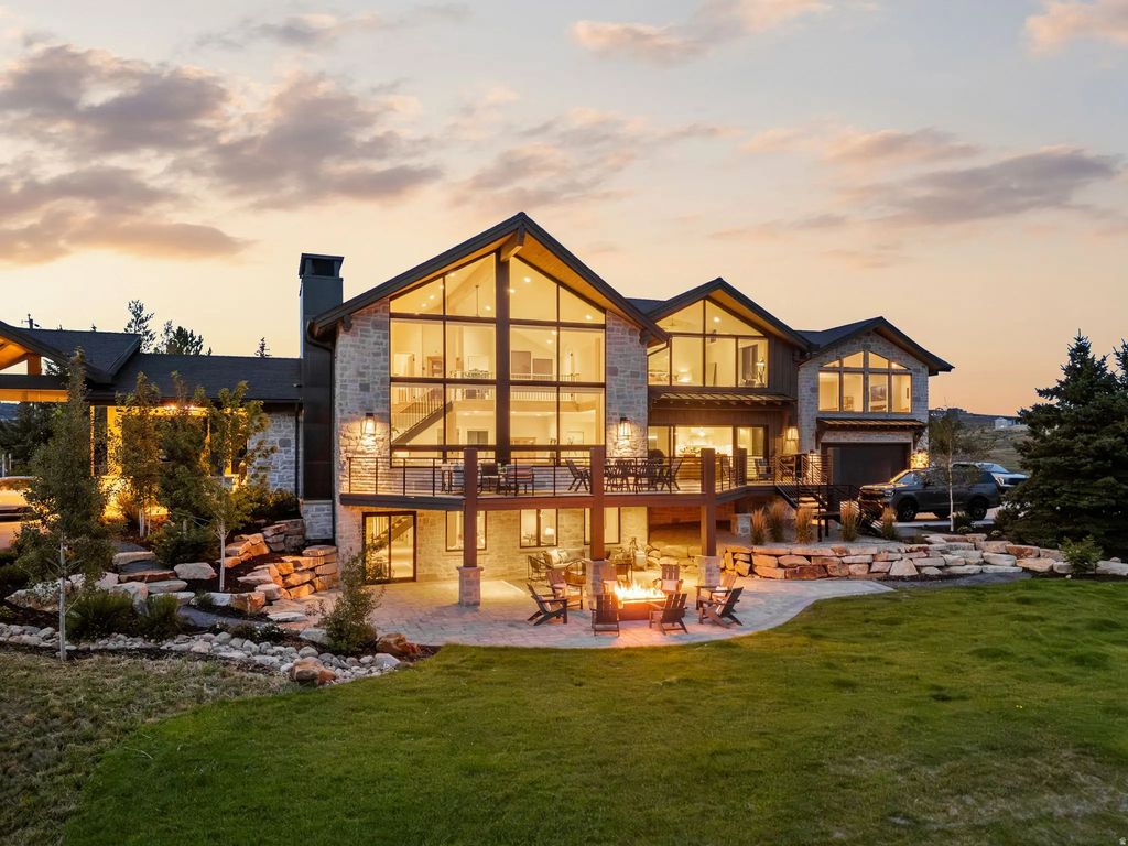 7816 Long Rifle Rd, Park City