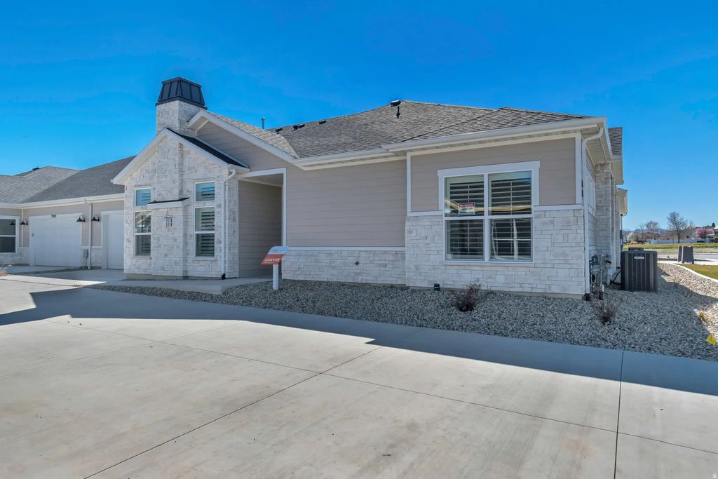 7871 S 4840 W 129, West Jordan