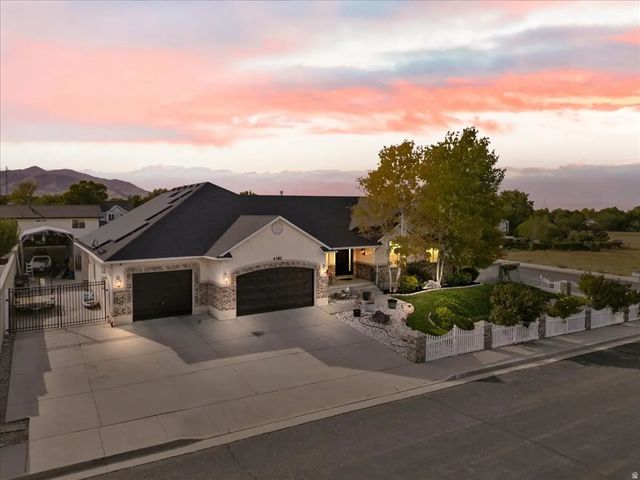 4382 S 5445 W, West Valley City